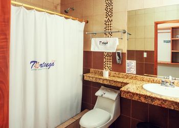 ホテル Galapagos Tortuga Bay Bellavista エクステリア 写真